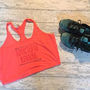 Under Armor addicted to running tank